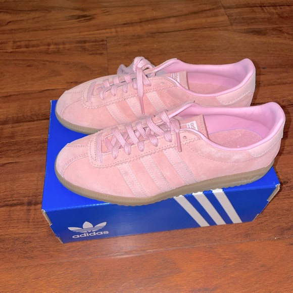 Adidas Bermuda ‘Glow Pink’/ Size 4.5 in Men - Picture 2 of 4